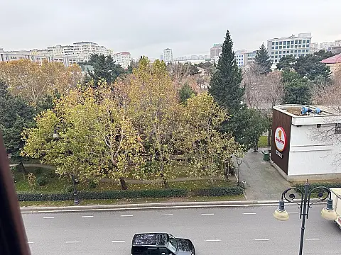 Satılır 3 otaqlı mənzil 78 m² — Bakı 3 otaq 78.00 m²