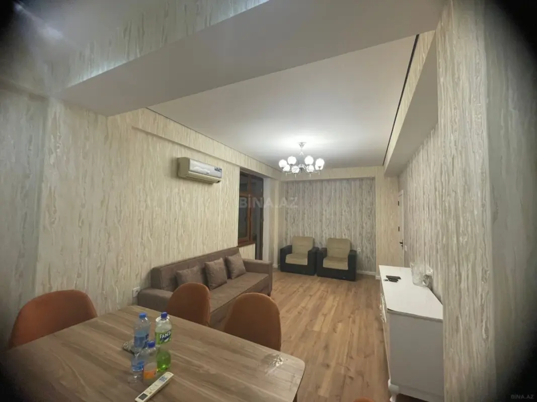 Kirayə verilir 4 otaqlı mənzil 120 m²