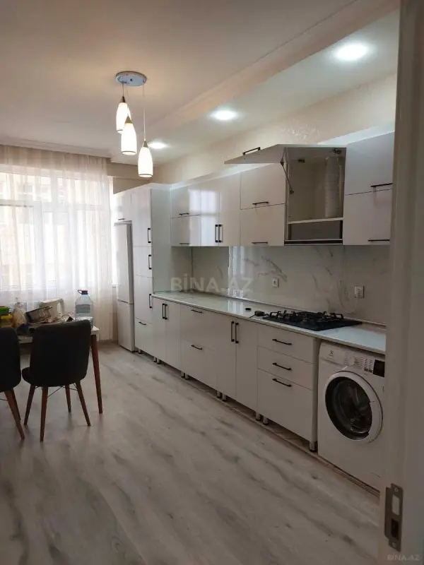 Satılır 3 otaqlı mənzil 102.4 m²