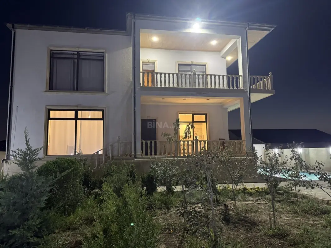 Kirayə verilir 6 otaqlı həyət evi 360 m²