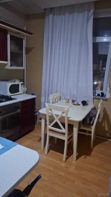 Kirayə verilir 3 otaqlı mənzil 100 m²