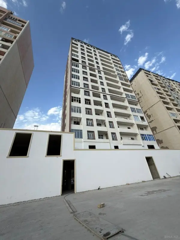 Satılır 2 otaqlı mənzil 80.8 m²