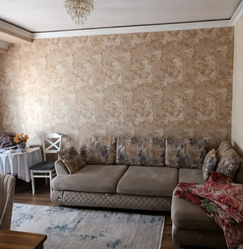 Satılır 1 otaqlı mənzil 35 m²