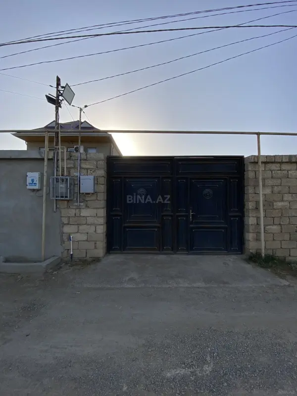 Satılır 2 otaqlı həyət evi 75 m²