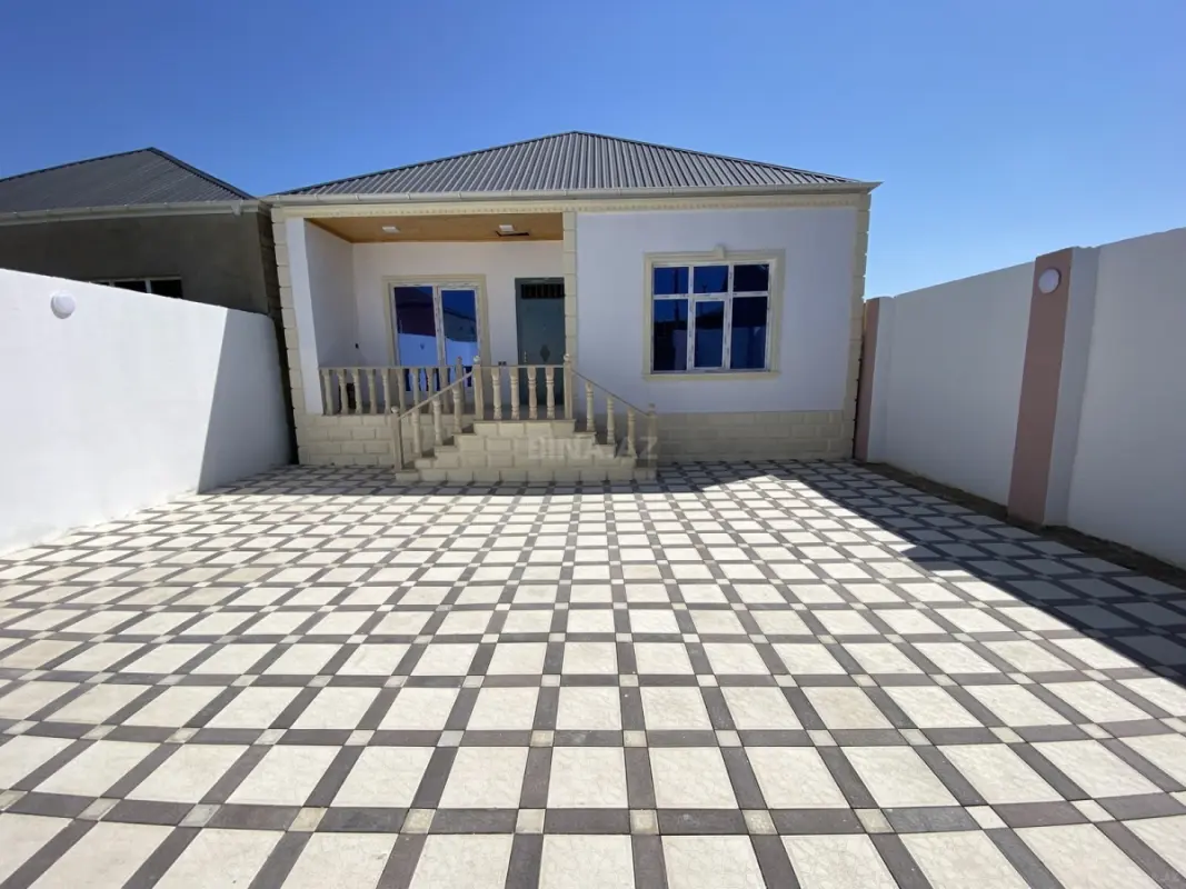 Satılır 3 otaqlı həyət evi 100 m²