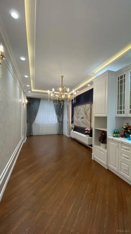 Satılır 3 otaqlı mənzil 104 m²