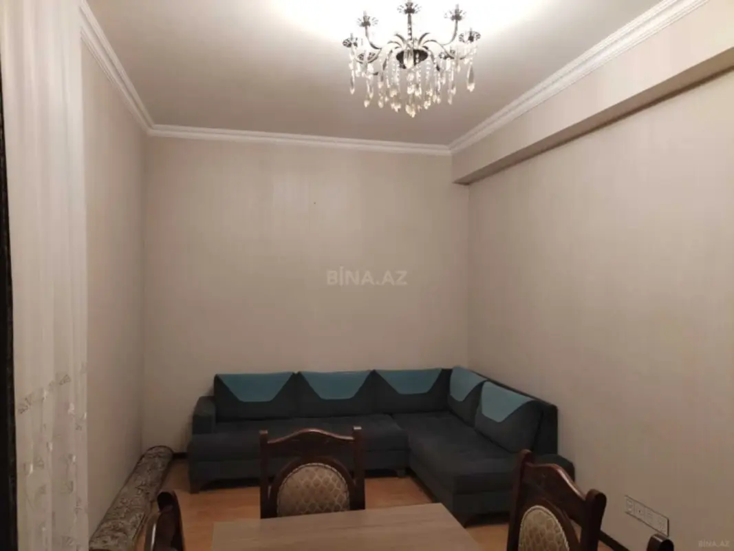 Kirayə verilir 2 otaqlı mənzil 75 m²