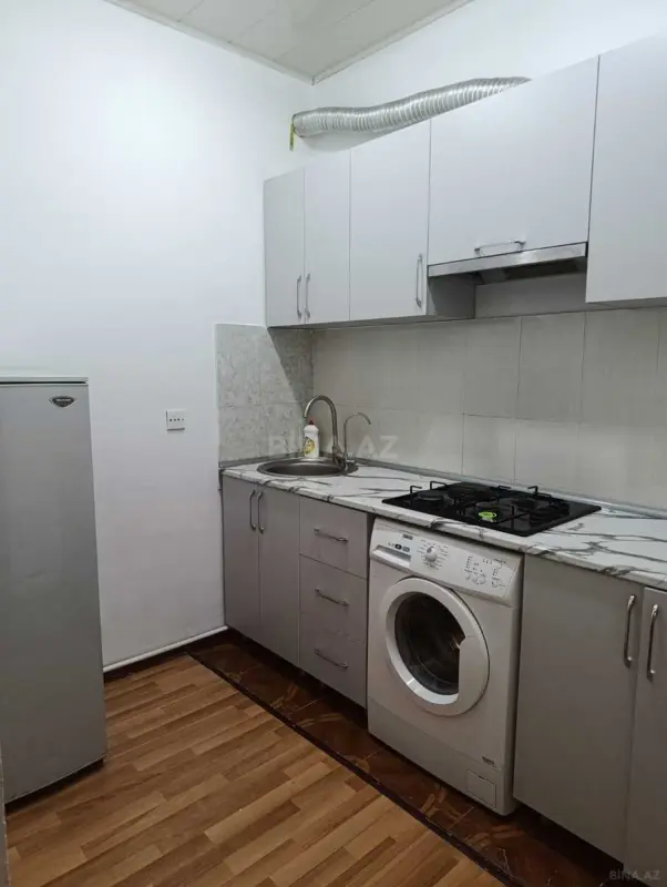 Kirayə verilir 2 otaqlı mənzil 69 m²