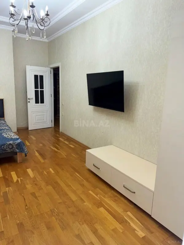 Satılır 1 otaqlı mənzil 50 m²