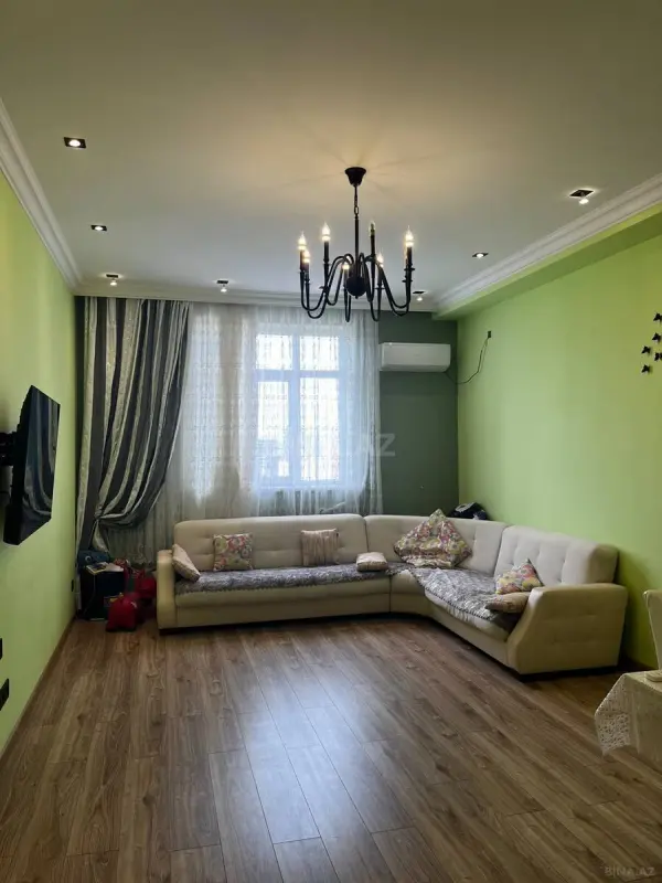 Kirayə verilir 3 otaqlı mənzil 93 m²
