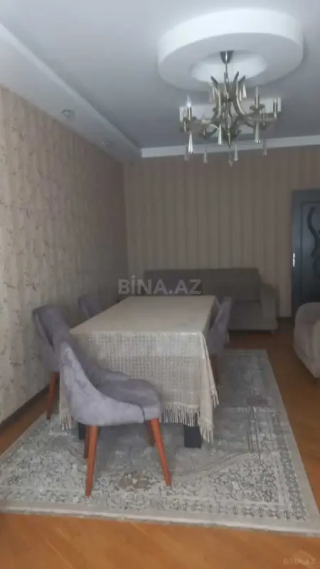 Satılır 4 otaqlı mənzil 110 m²
