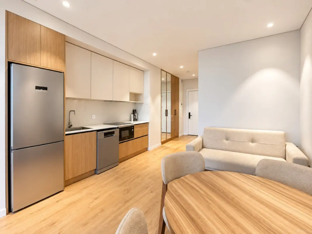Satılır 1 otaqlı mənzil 43 m²