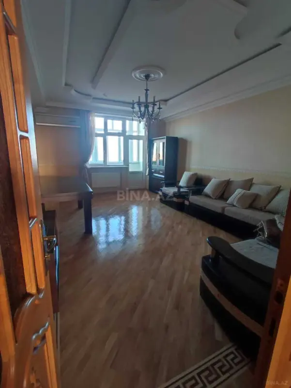 Kirayə verilir 3 otaqlı mənzil 120 m²