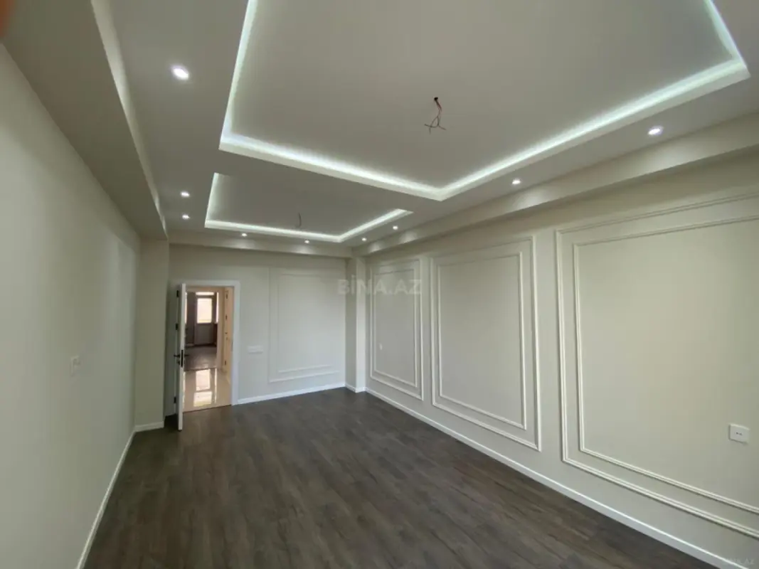 Satılır 3 otaqlı mənzil 115 m²