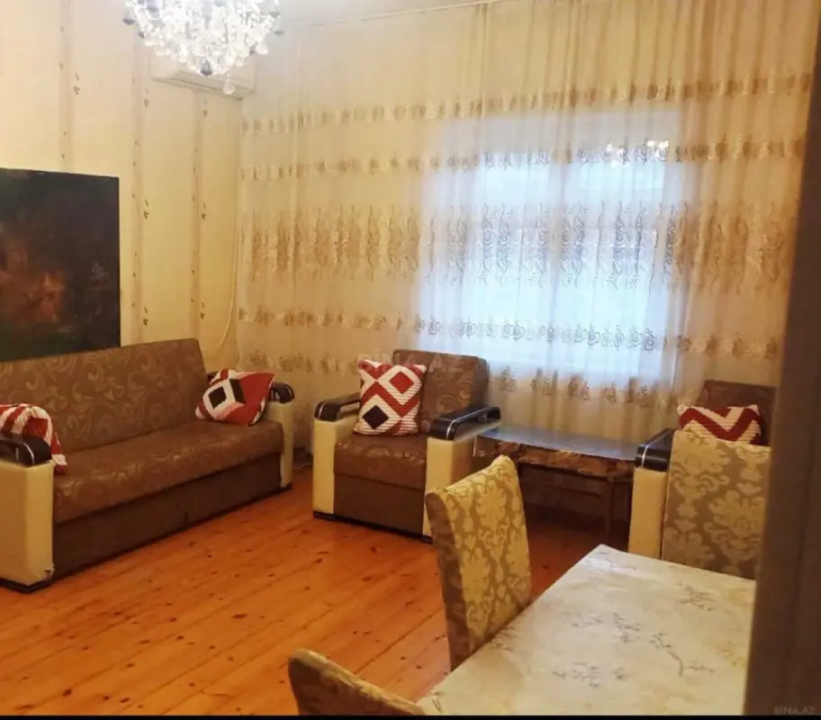 Kirayə verilir 2 otaqlı mənzil 63 m²