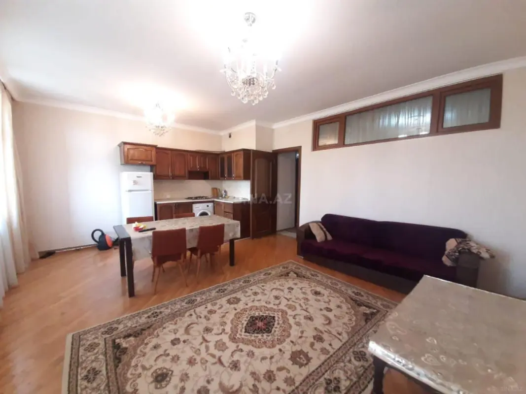 Kirayə verilir 2 otaqlı mənzil 65 m²