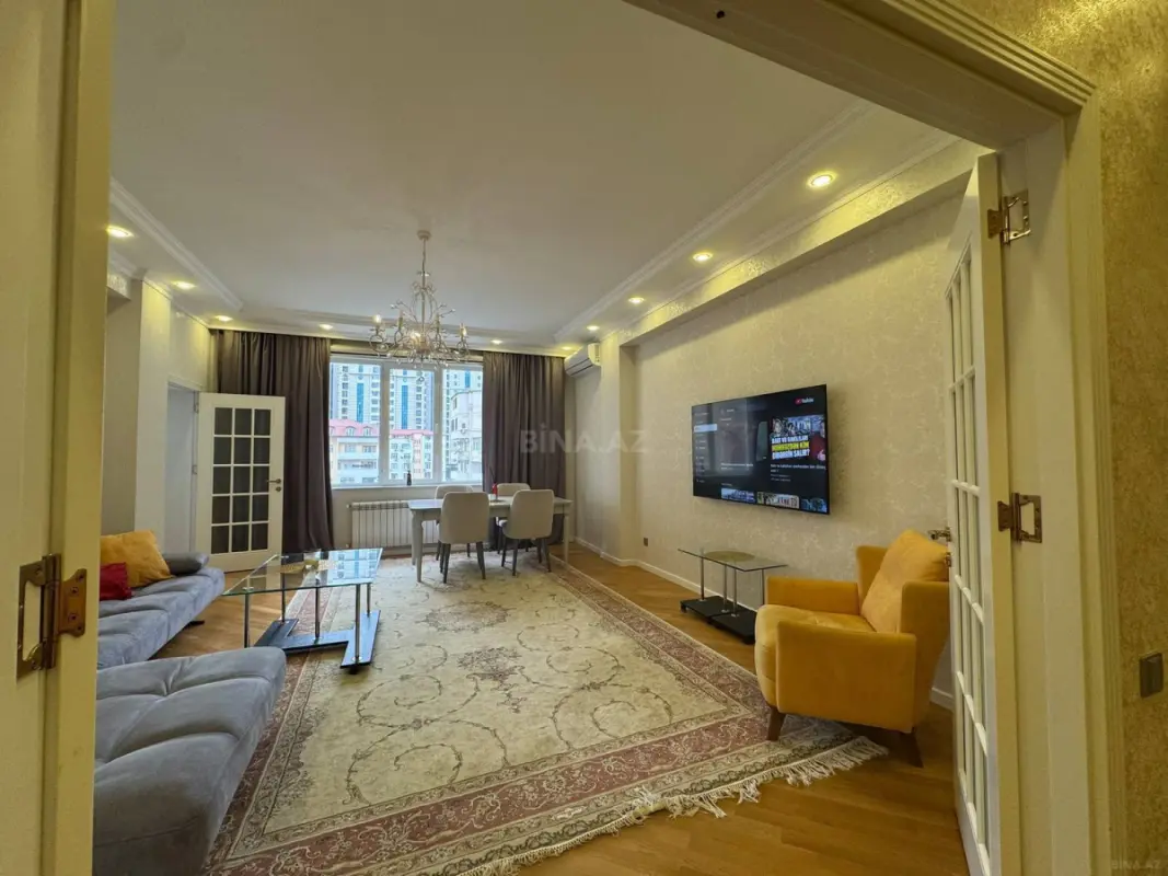 Kirayə verilir 3 otaqlı mənzil 110 m²