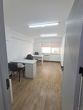 Kirayə verilir 1 otaqlı ofis 20 m² — Bakı, 8-ci mikrorayon 1 otaq 20.00 m²