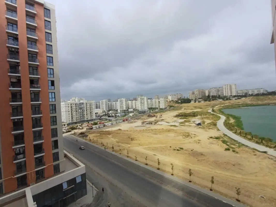 Satılır 3 otaqlı mənzil 85.3 m²