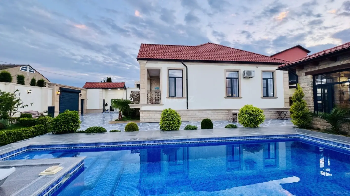 Satılır 5 otaqlı həyət evi 165 m²