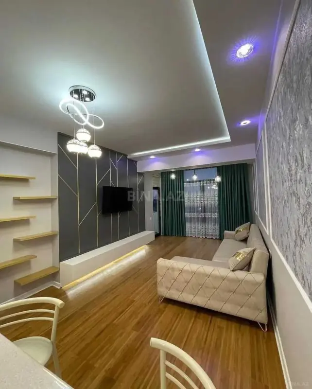 Satılır 2 otaqlı mənzil 68 m²