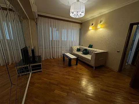 Kirayə verilir 2 otaqlı mənzil 70 m² — Bakı, Səbail 2 otaq 70.00 m²
