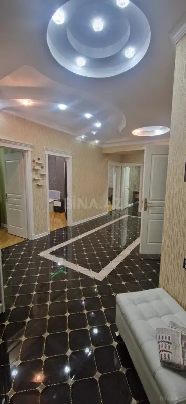Kirayə verilir 3 otaqlı mənzil 110 m²