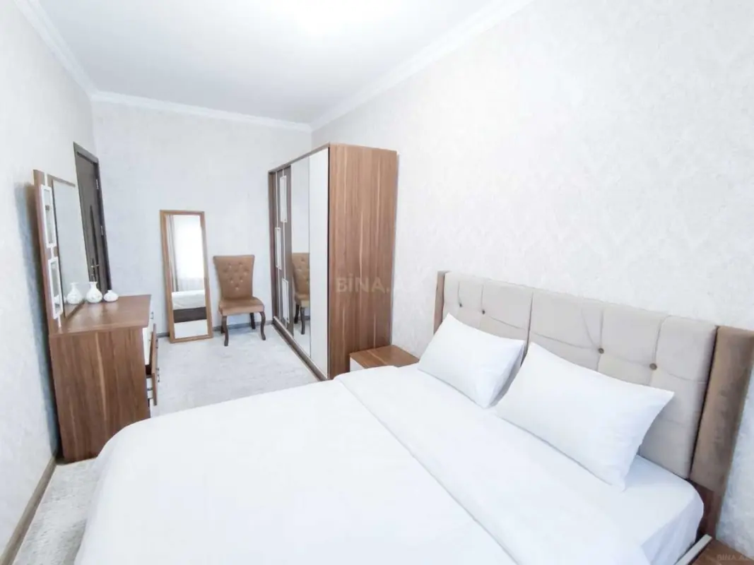 Kirayə verilir 2 otaqlı mənzil 60 m²