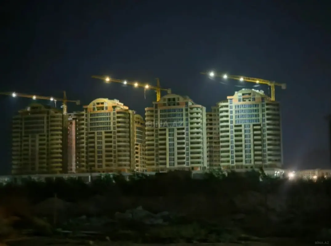 Satılır 2 otaqlı mənzil 82.6 m²