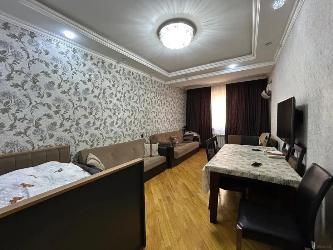 Satılır 2 otaqlı mənzil 62 m²