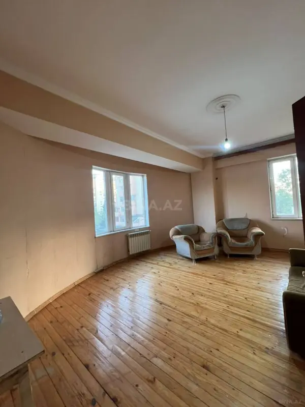 Satılır 3 otaqlı mənzil 108 m²