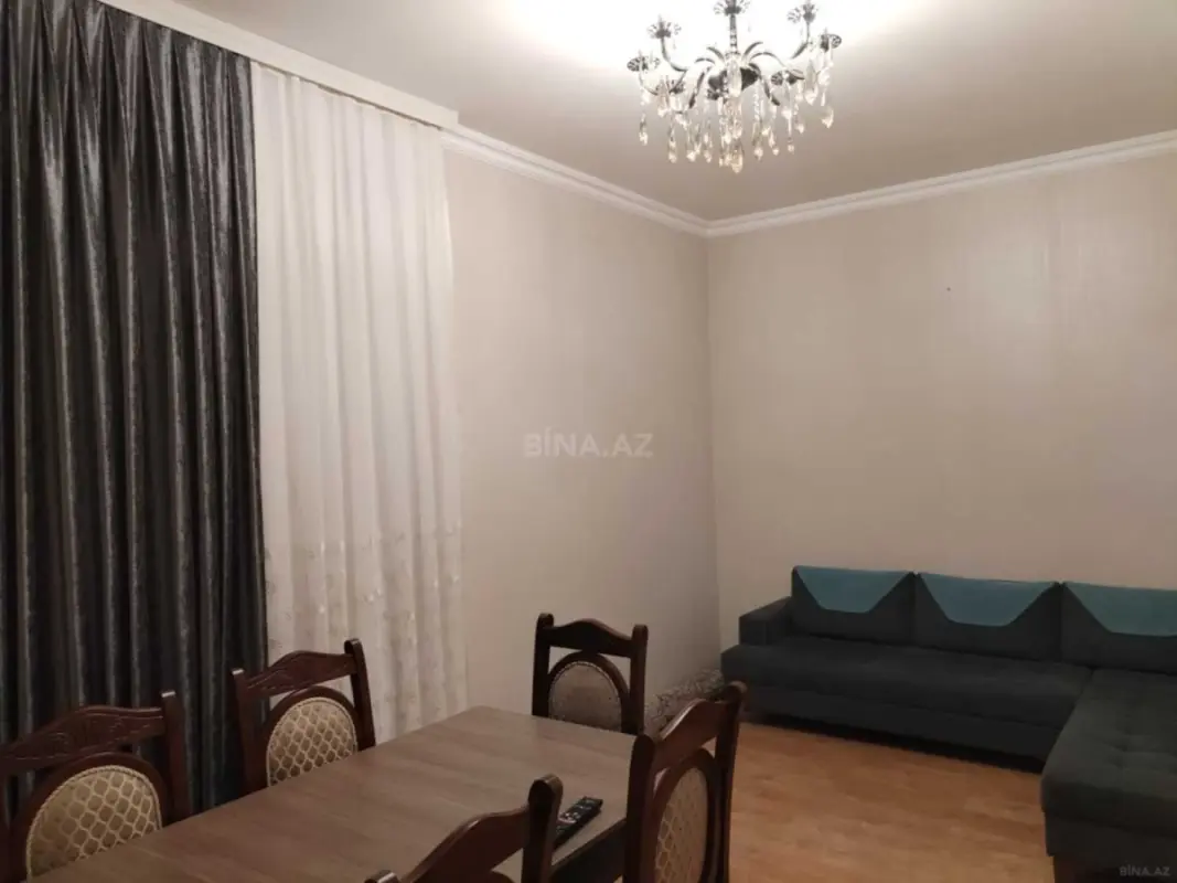 Kirayə verilir 2 otaqlı mənzil 75 m²