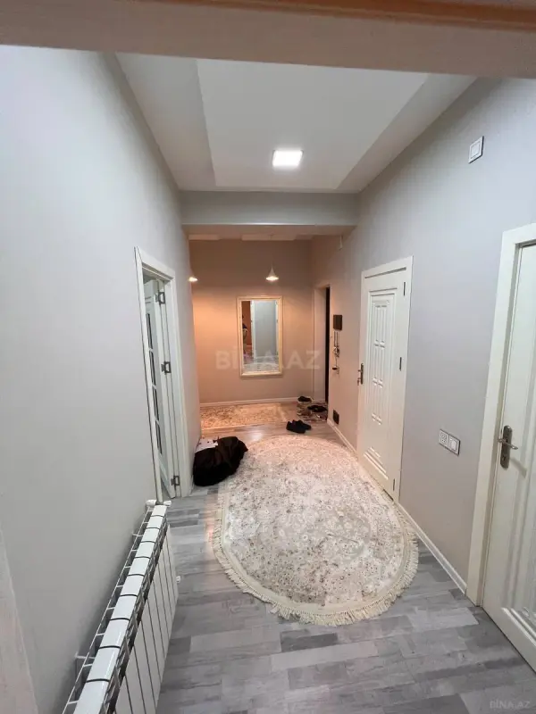 Kirayə verilir 2 otaqlı mənzil 80 m²