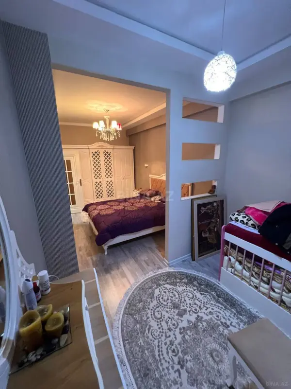 Kirayə verilir 2 otaqlı mənzil 85 m²