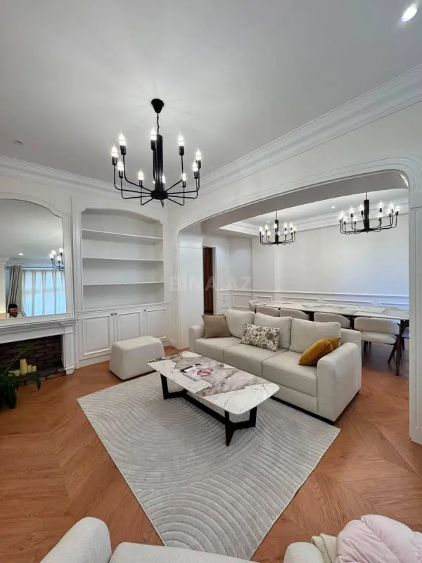 Satılır 2 otaqlı mənzil 100 m²