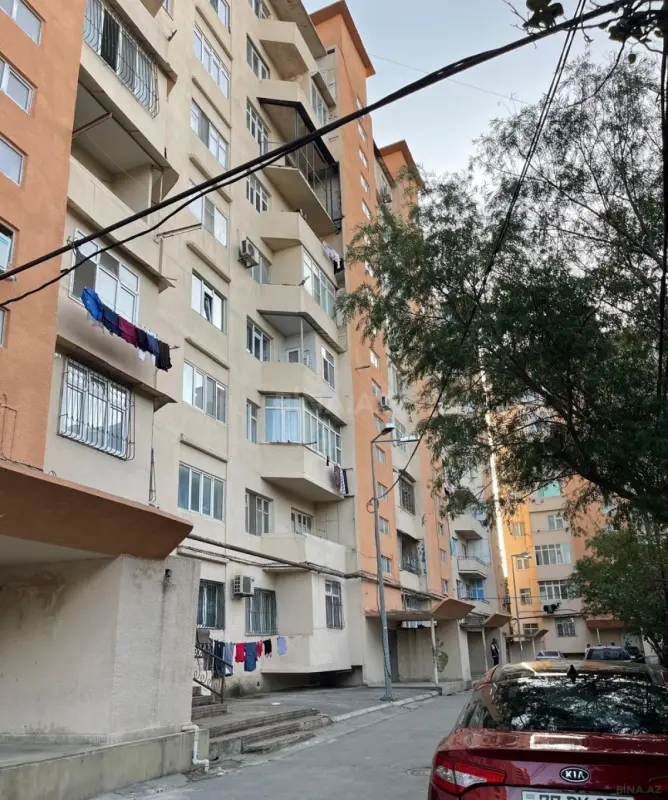 Satılır 4 otaqlı mənzil 85 m²