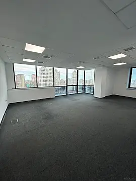 Kirayə verilir 13 otaqlı ofis 600 m² — Bakı 13 otaq 600.00 m²