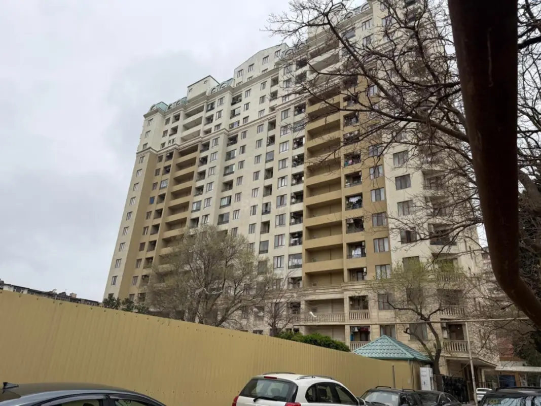 Satılır 1 otaqlı mənzil 48 m²