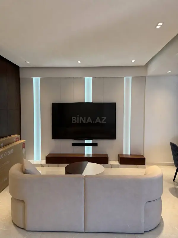 Kirayə verilir 2 otaqlı mənzil 90 m²