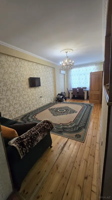 Satılır 2 otaqlı mənzil 62 m²