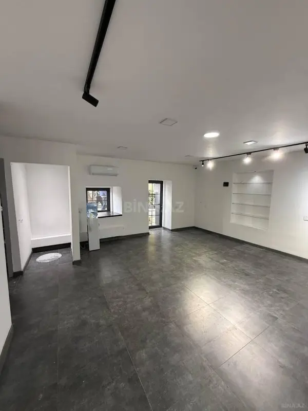 Satılır obyekt 45 m²