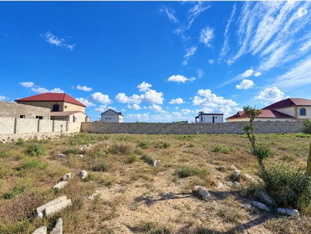 Satılır torpaq sahəsi 2 m²
