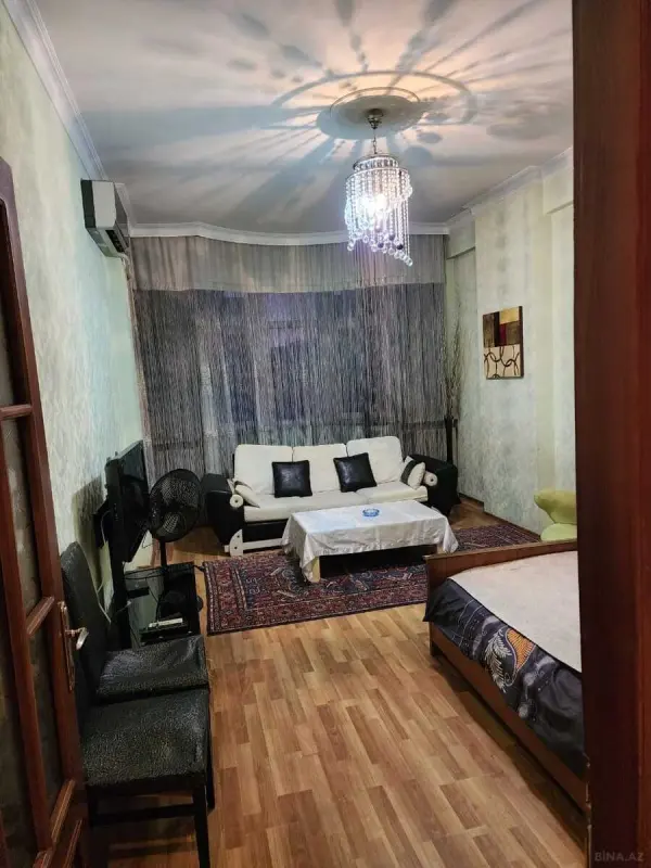 Satılır 1 otaqlı mənzil 50 m²