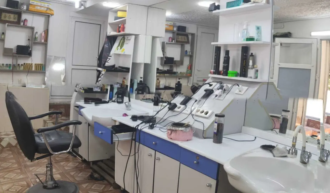 Satılır obyekt 58 m²