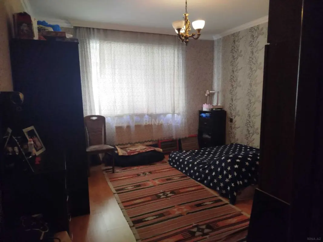 Satılır 2 otaqlı mənzil 76 m²