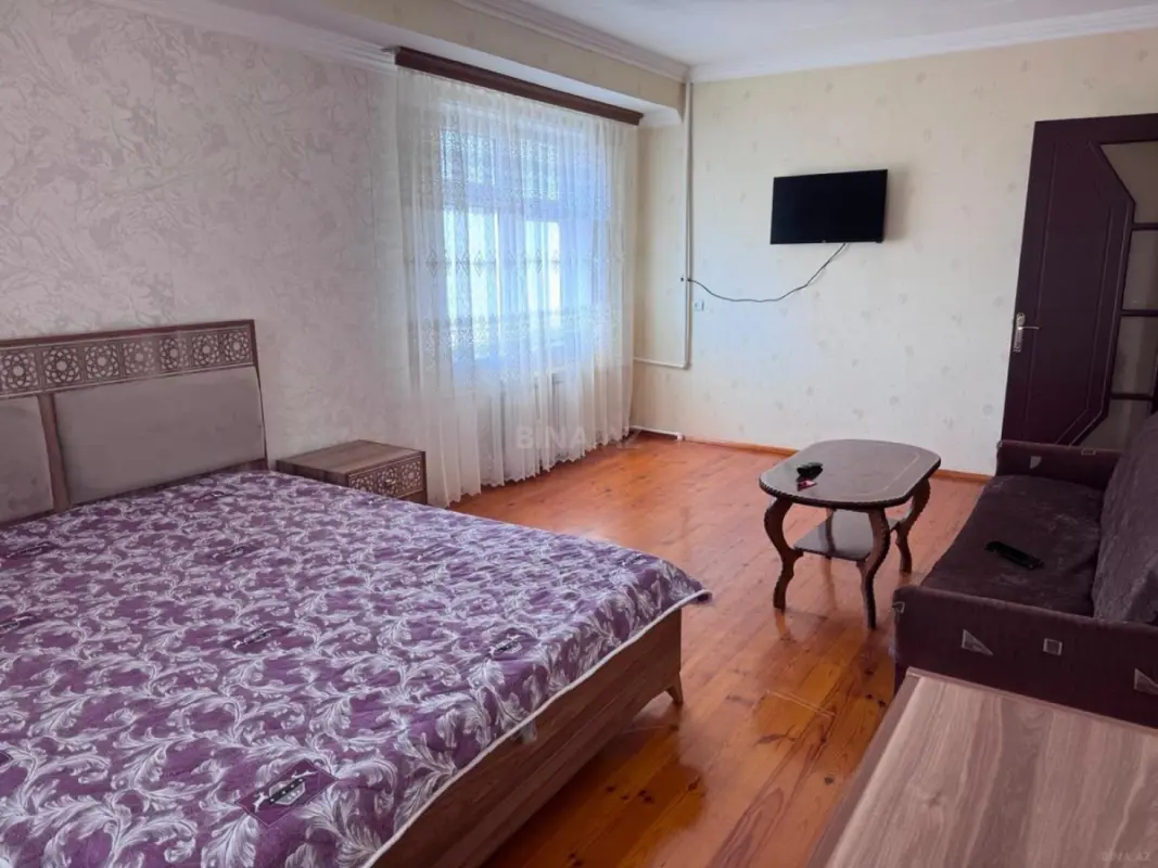 Kirayə verilir 1 otaqlı mənzil 55 m²