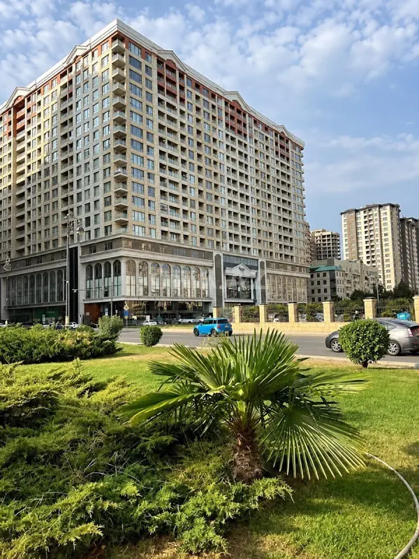 Kirayə verilir 2 otaqlı mənzil 78 m²