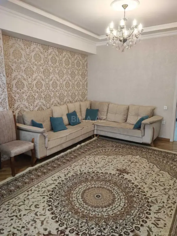 Kirayə verilir 3 otaqlı mənzil 97 m²