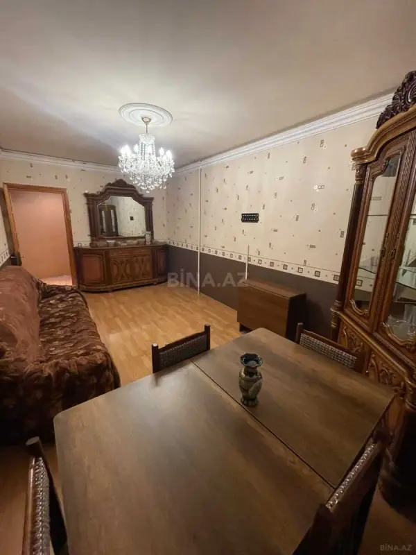 Kirayə verilir 2 otaqlı mənzil 70 m²
