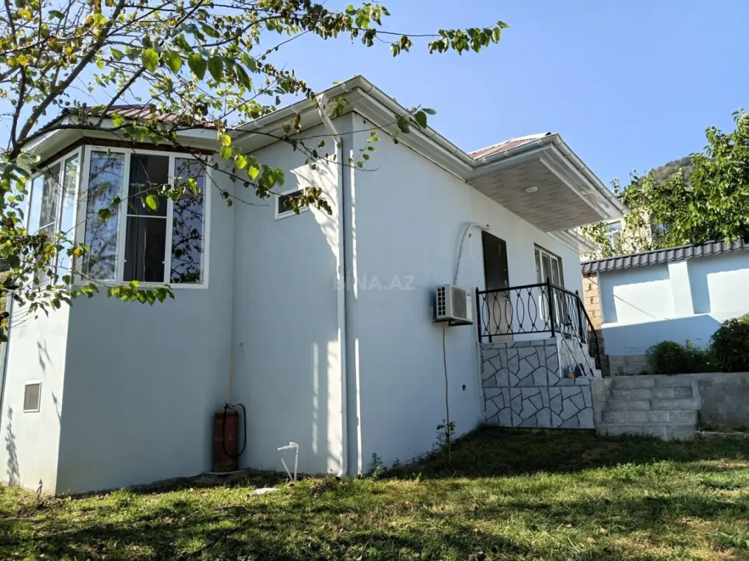 Satılır 3 otaqlı həyət evi 60 m²
